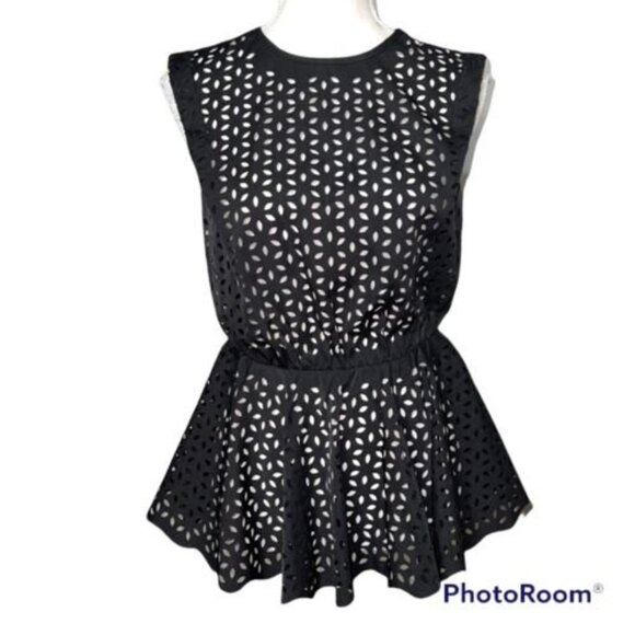 EUC Gracia Black peplum Sleeveless Open Back - Picture 1 of 4
